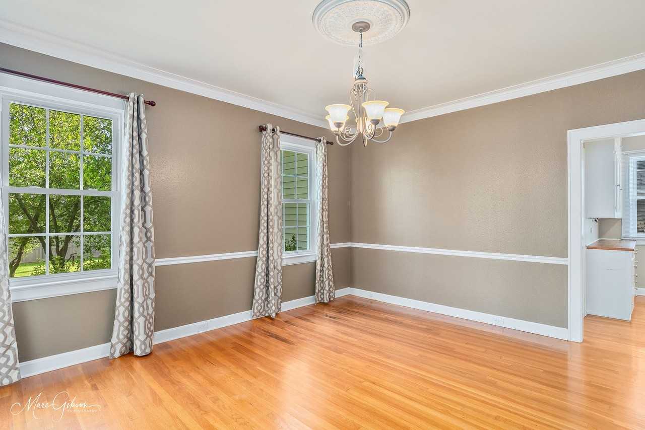 770 Delaware St - Photo 7 of 27