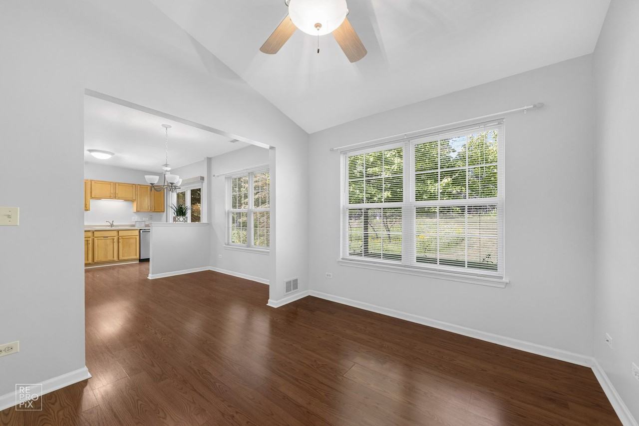 1170 N Nature Ct - Photo 3 of 11