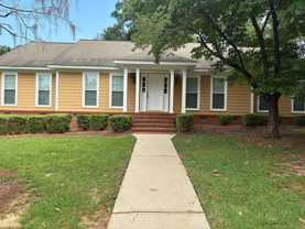 2819 Falcon Ln Apt B #Apt B - Photo 1 of 1