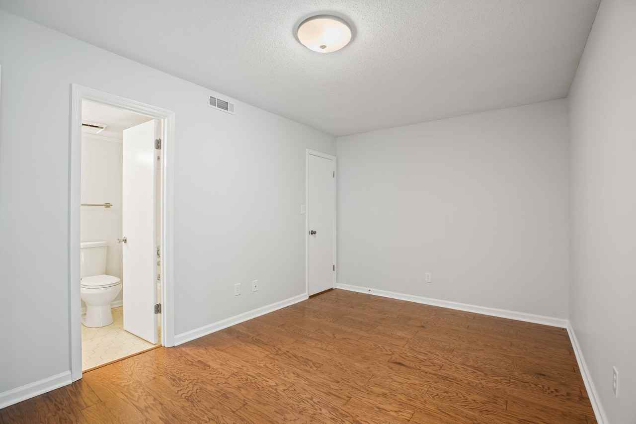 216 Ridge Forest Ct - Photo 2 of 28