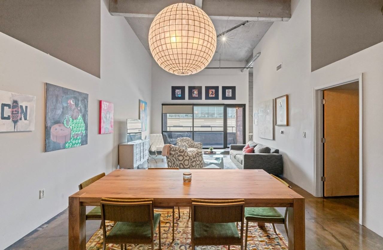 360 W Pershing Rd - Photo 2 of 18