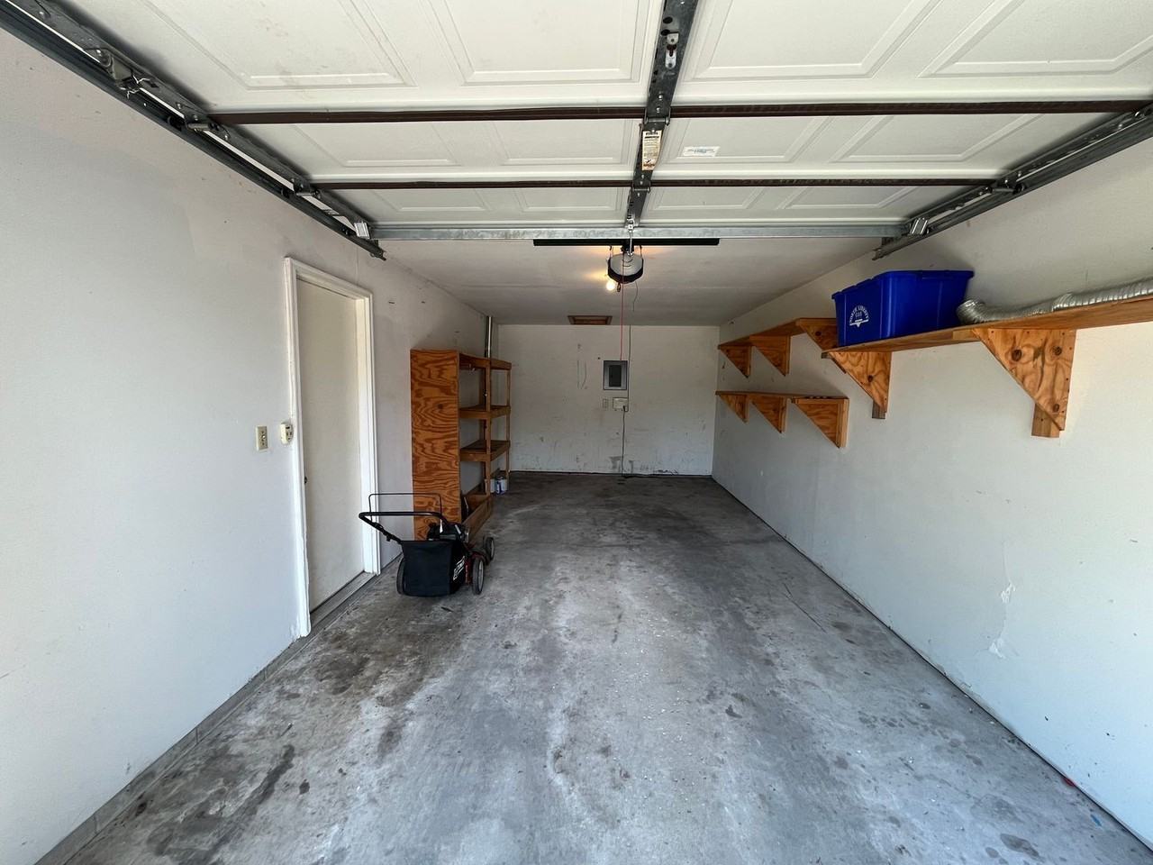 55 55 / 57 Mark Twain Court - Photo 7 of 7