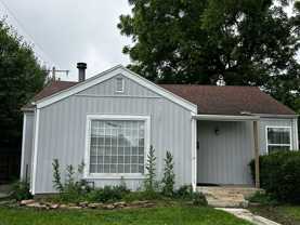 1215 E Belmont St - Photo 1 of 1