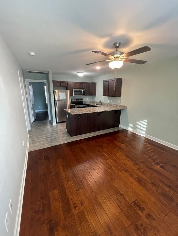 517 Crestland Avenue - Photo 3 of 5