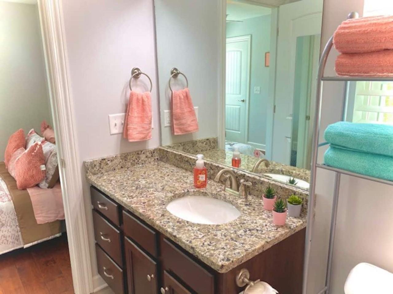 517 Crestland Avenue - Photo 5 of 5