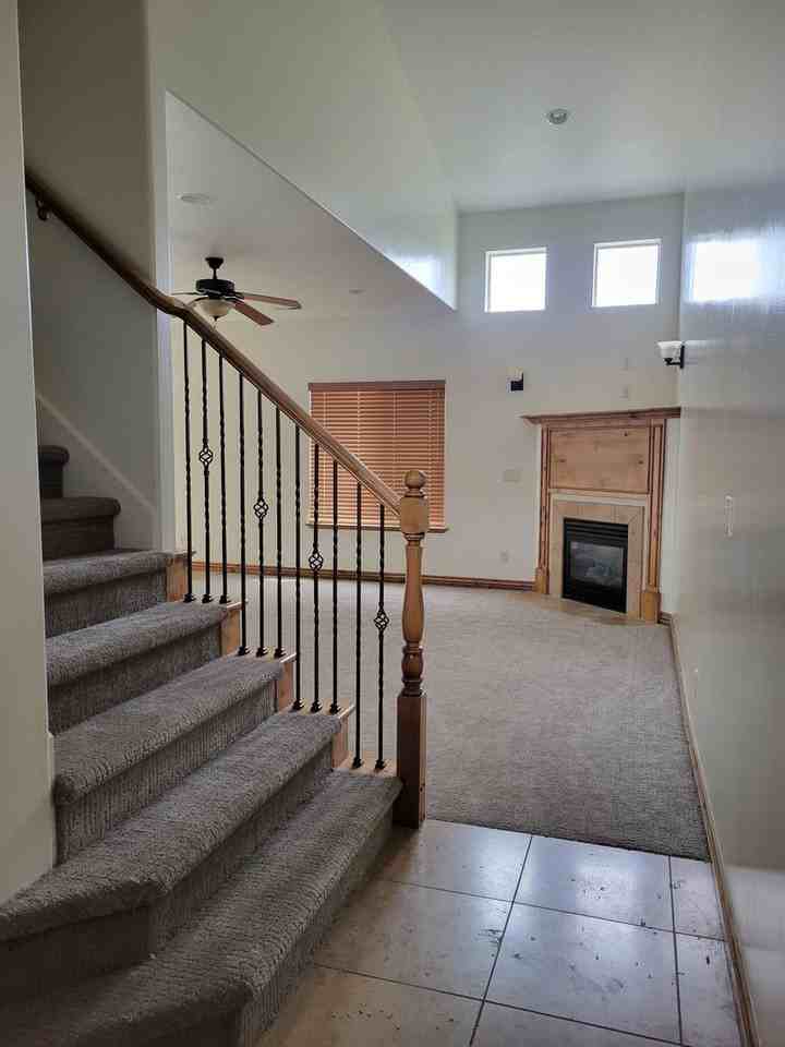 861 S Pheasant Run - Photo 3 of 30