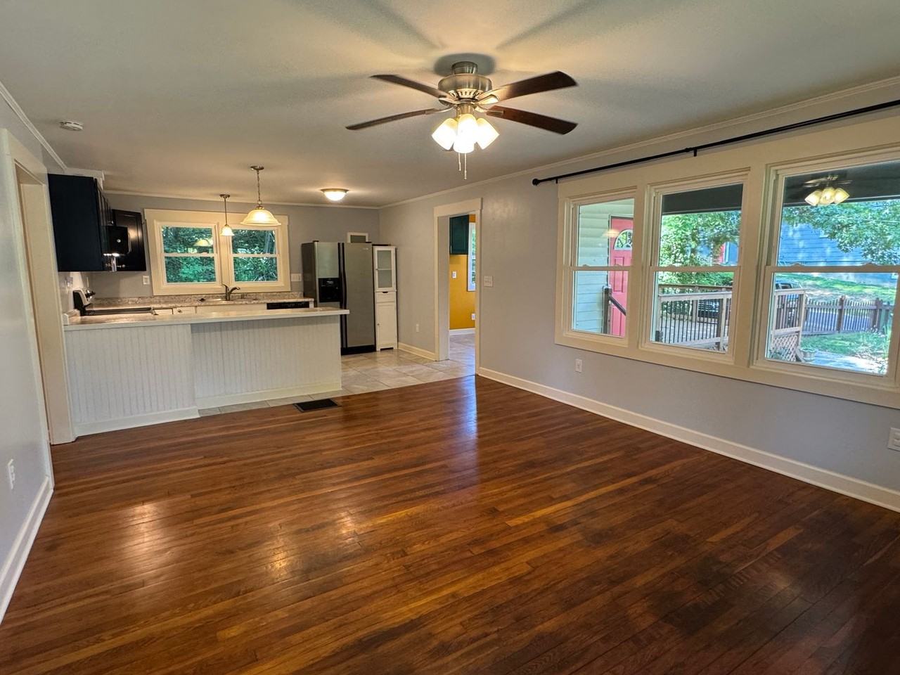 125 Raleigh Ave - Photo 6 of 41