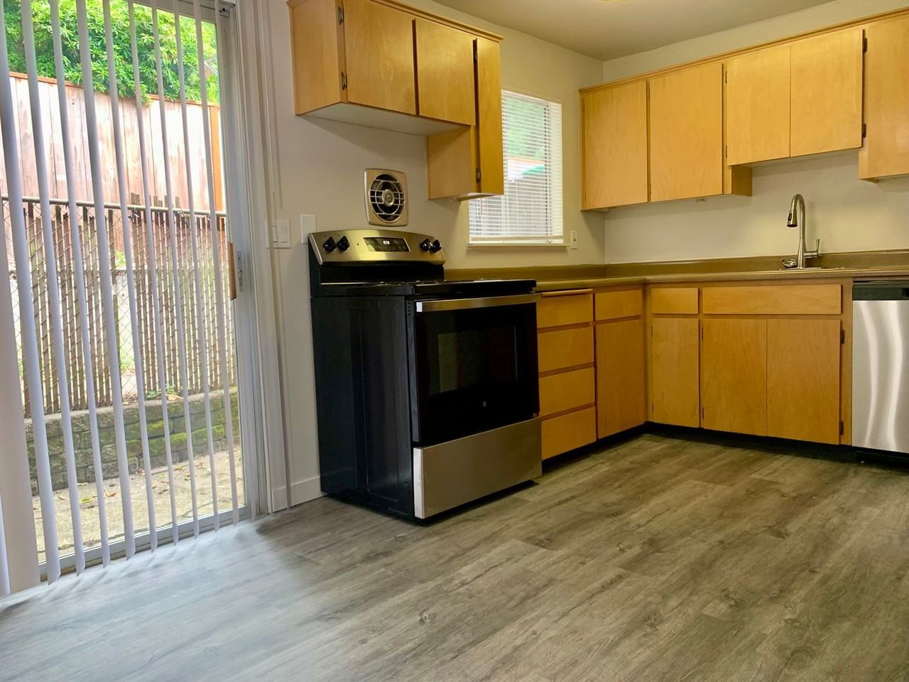 #374 CREEKSIDE APARTMENTS - Photo 3 of 36