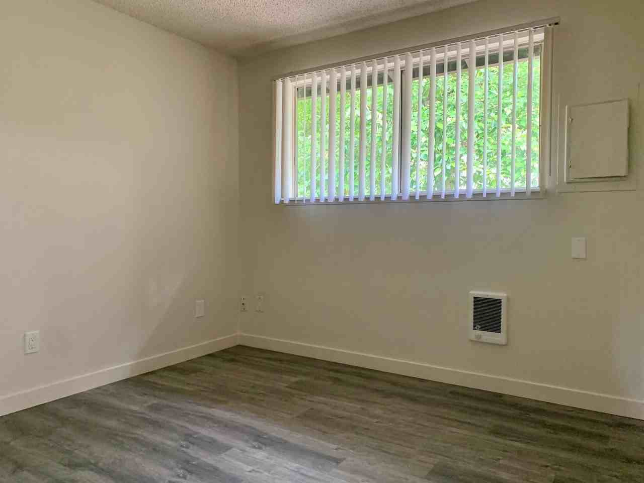 #374 CREEKSIDE APARTMENTS - Photo 6 of 36