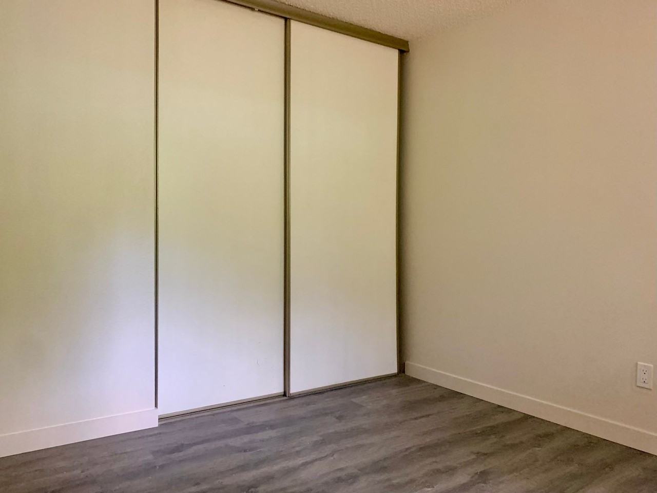 #374 CREEKSIDE APARTMENTS - Photo 7 of 36