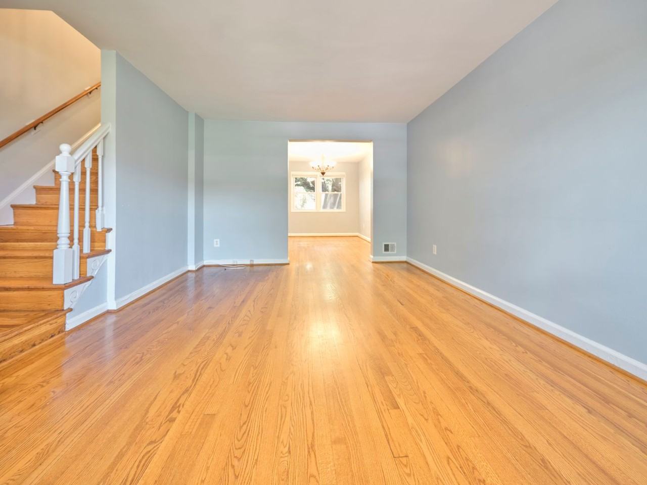 1022 Vernon St - Photo 2 of 26