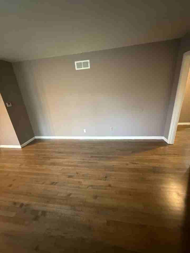 4493 Westmont Rd - Photo 4 of 15