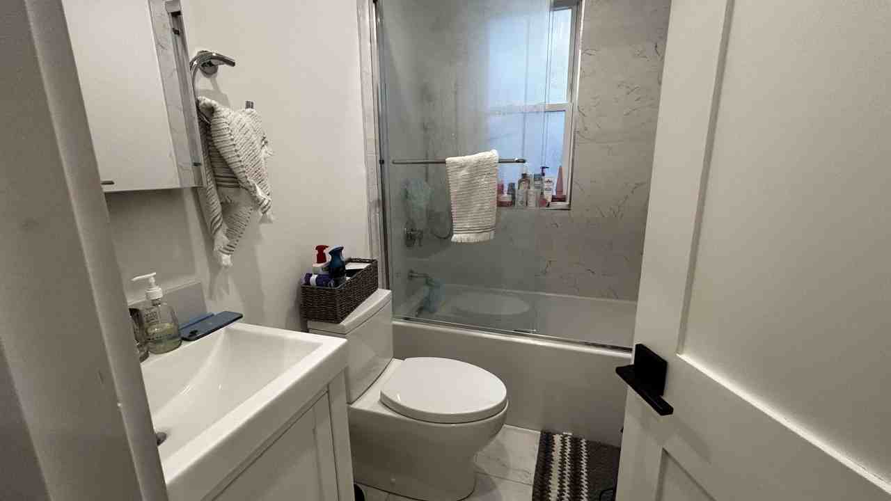 41 Englewood Ave - Photo 7 of 10