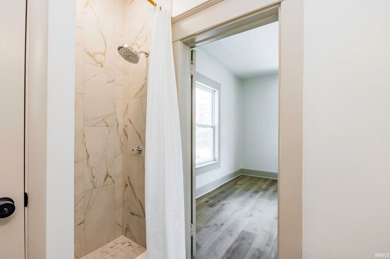 400 E Highland Ave - Photo 2 of 9