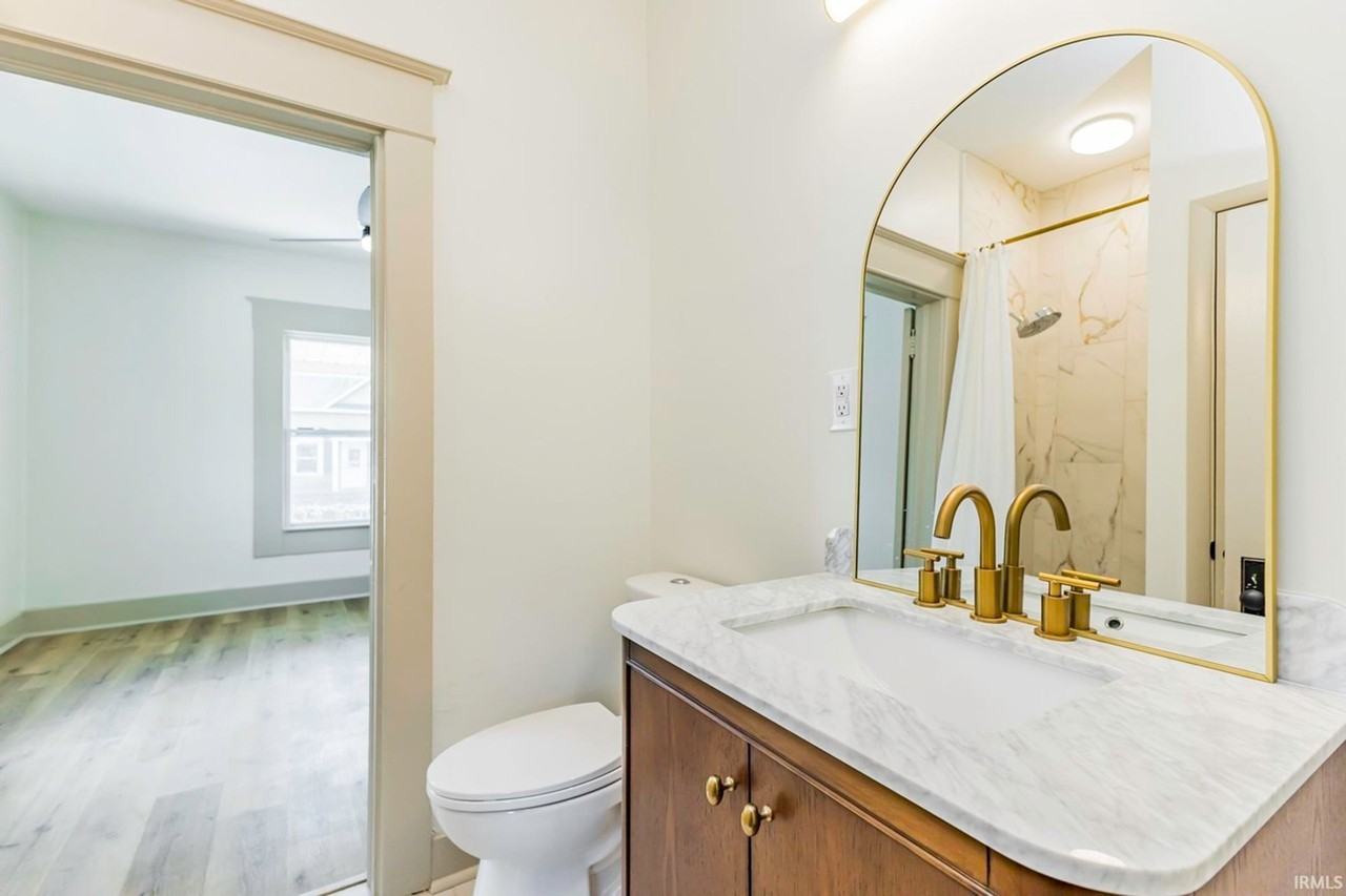 400 E Highland Ave - Photo 6 of 9