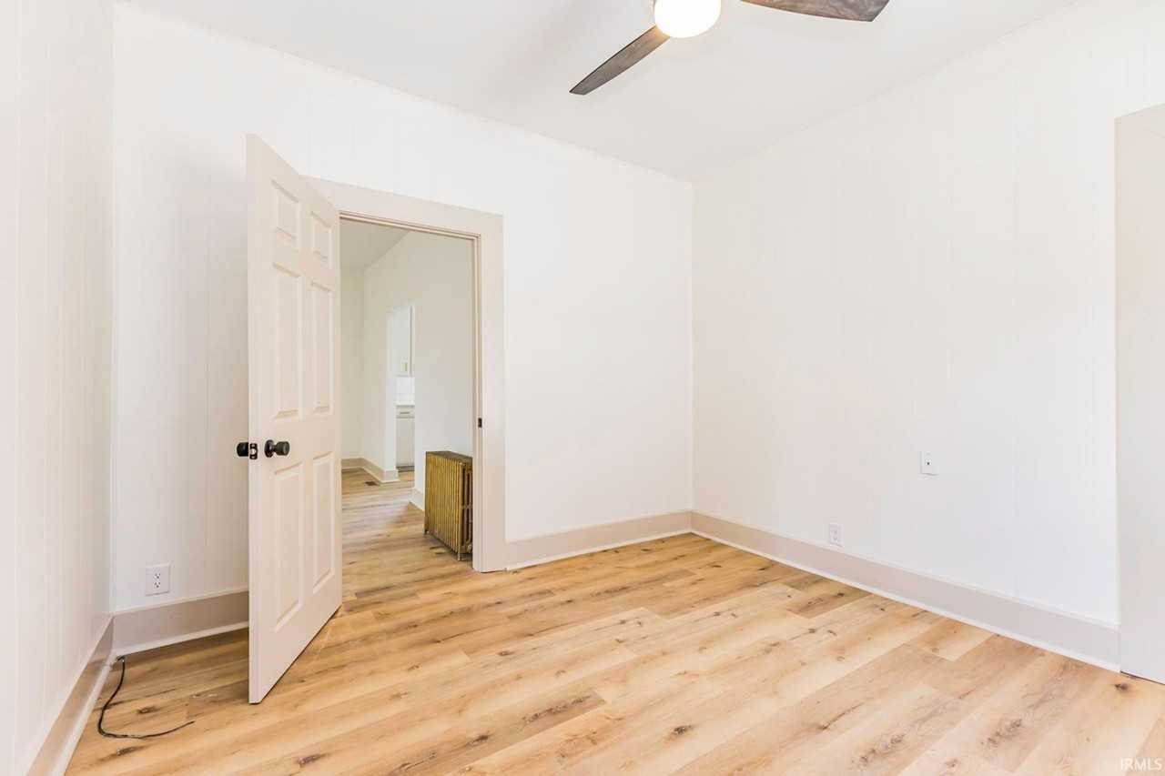 400 E Highland Ave - Photo 7 of 9