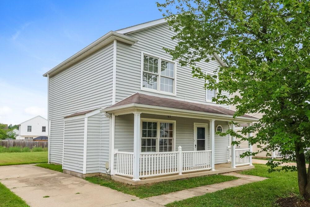 6514 Hunters Creek Blvd - Photo 4 of 17