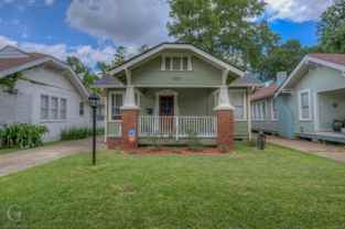 818 Elmwood St - Photo 1 of 1