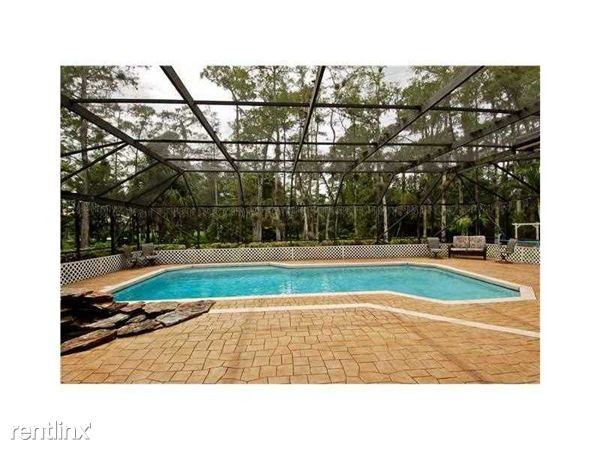 4933 NW 81st Ave - Photo 3 of 15