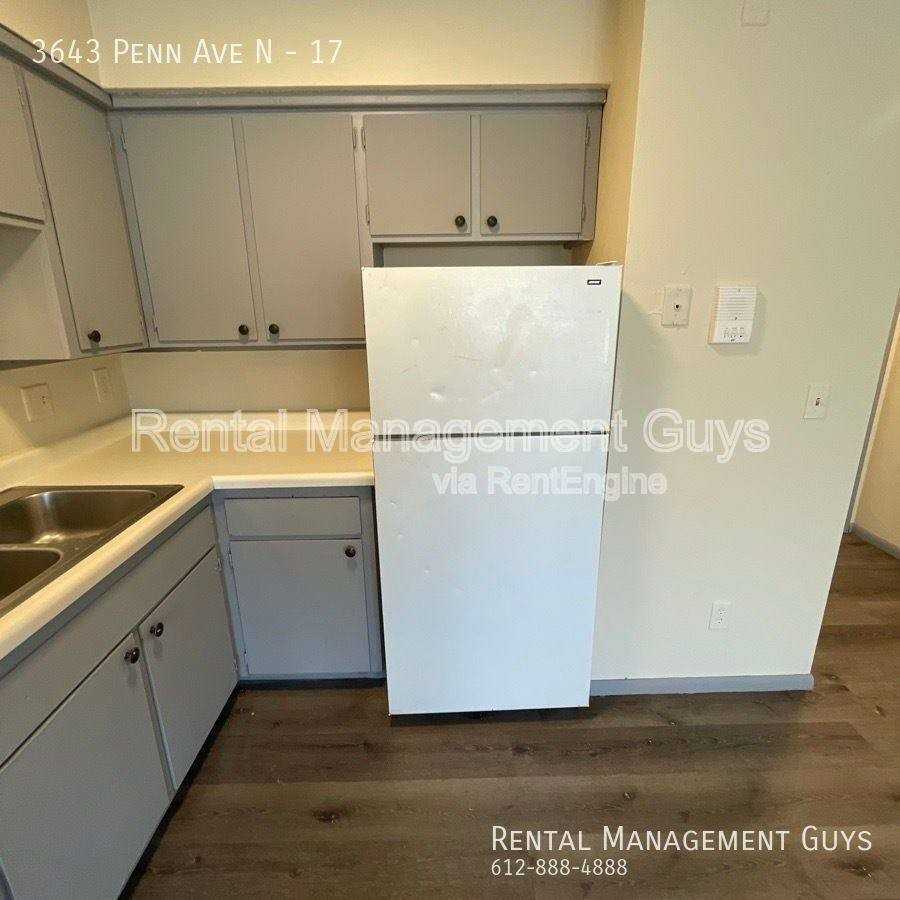 3643 Penn Ave N #4 - Photo 5 of 10