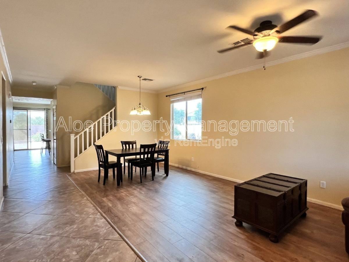 838 E Euclid Ave - Photo 3 of 10