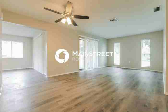 360 Gulf Breeze Blvd - Photo 2 of 16