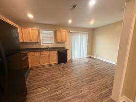 905 Cedar St #905 - Photo 1 of 1