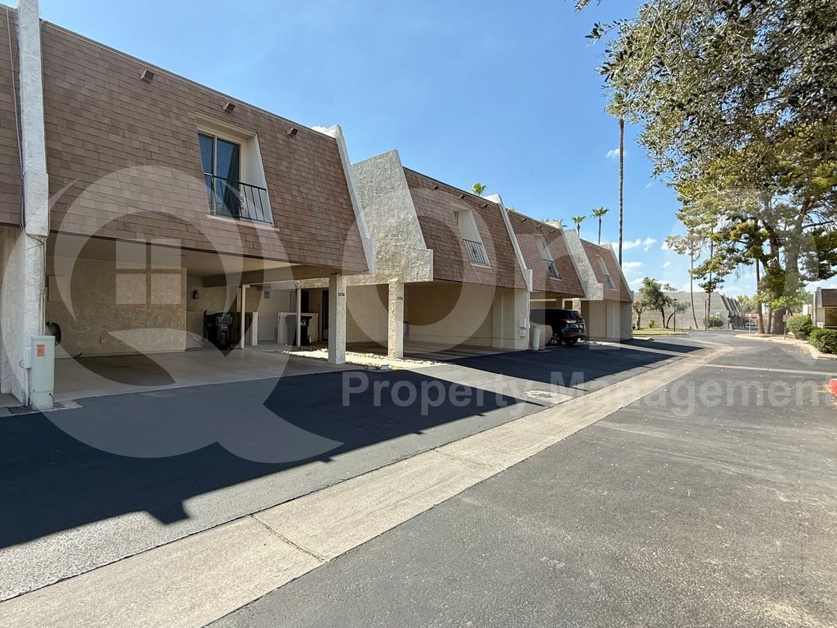 5258 S Deborah Dr - Photo 2 of 26