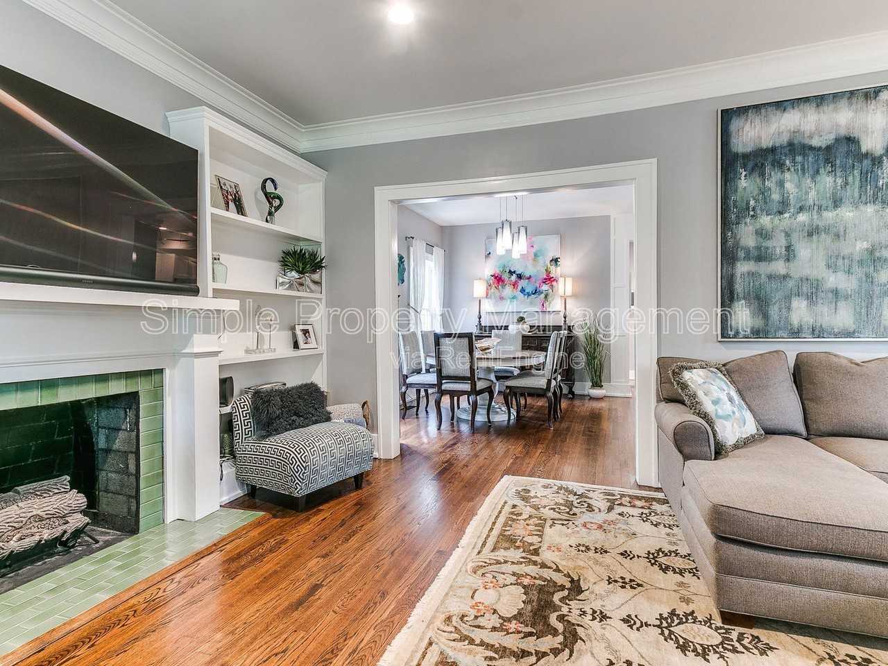 223 Nw 21st St - Photo 6 of 42
