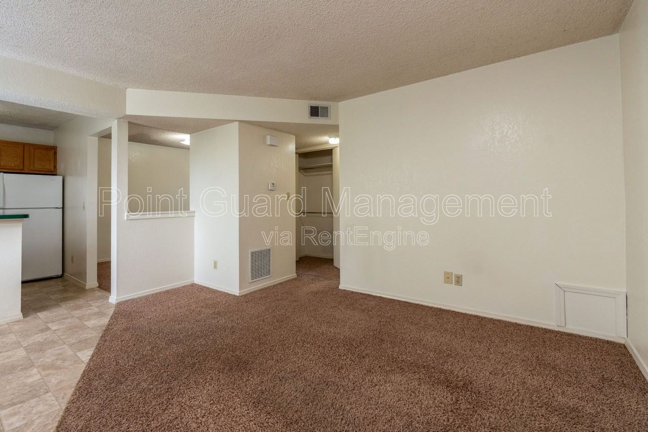 1817 E 24th Ave #5 - Photo 2 of 18