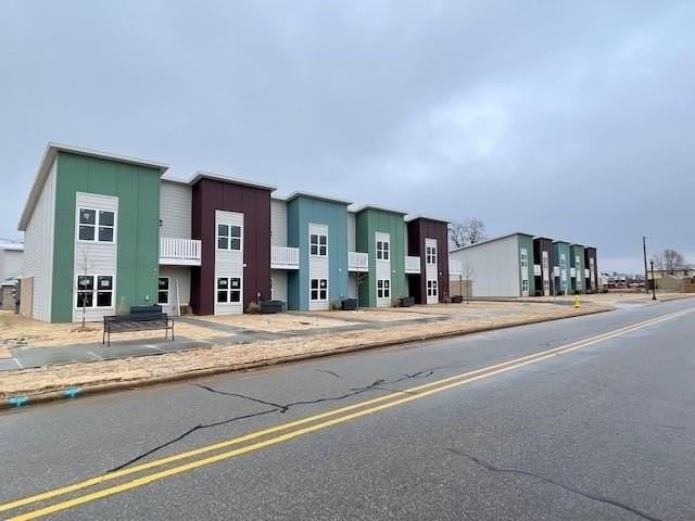 3422 3422  SW Glen  RD - Photo 3 of 24