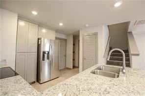 3422 3422  SW Glen  RD - Photo 7 of 24