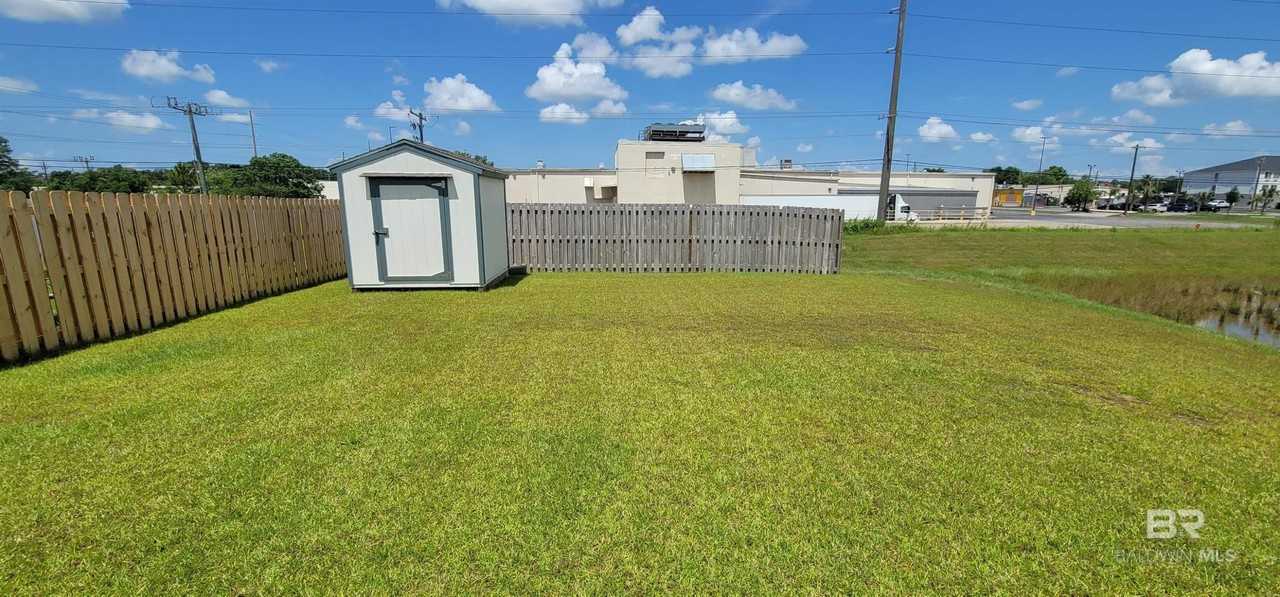 1205 Sweet Laurel St - Photo 5 of 11