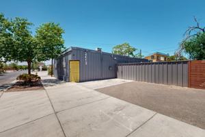 featured image of 2419 Lead Ave Se