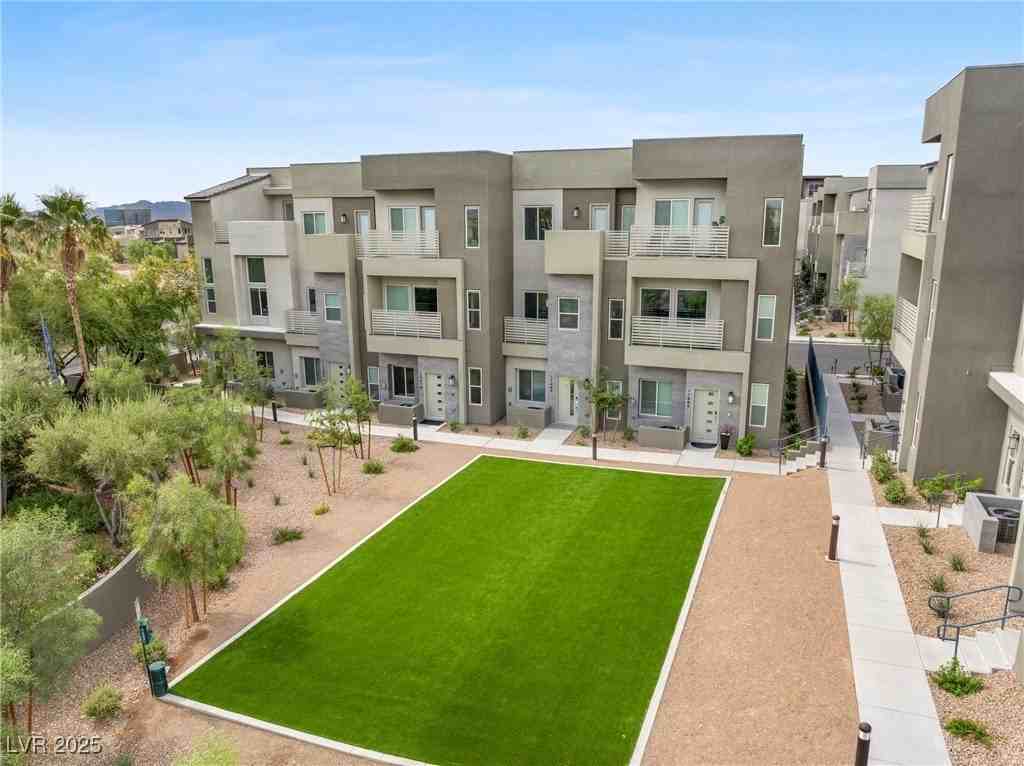 11480 Roaring Peak Dr - Photo 2 of 30