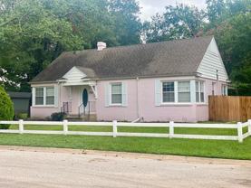 735 Maryland Dr - Photo 1 of 1