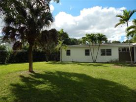 7800 Sw 69th Ave - Photo 1 of 1