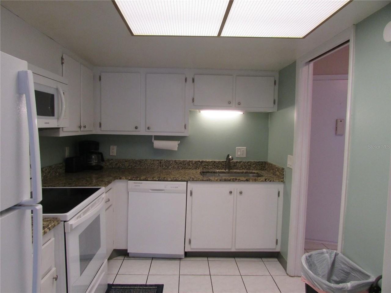 3210 Gulf Blvd #301 - Photo 5 of 18