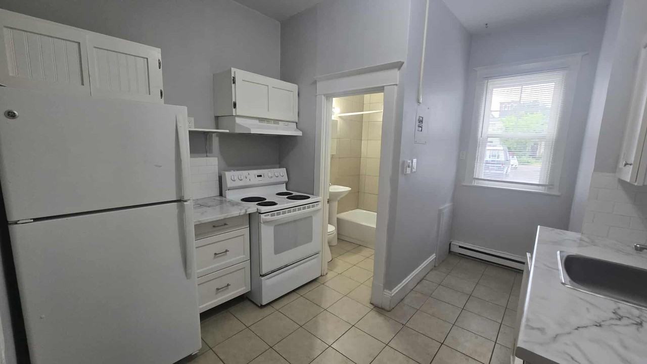 91 Highfield St #3 - Photo 2 of 10