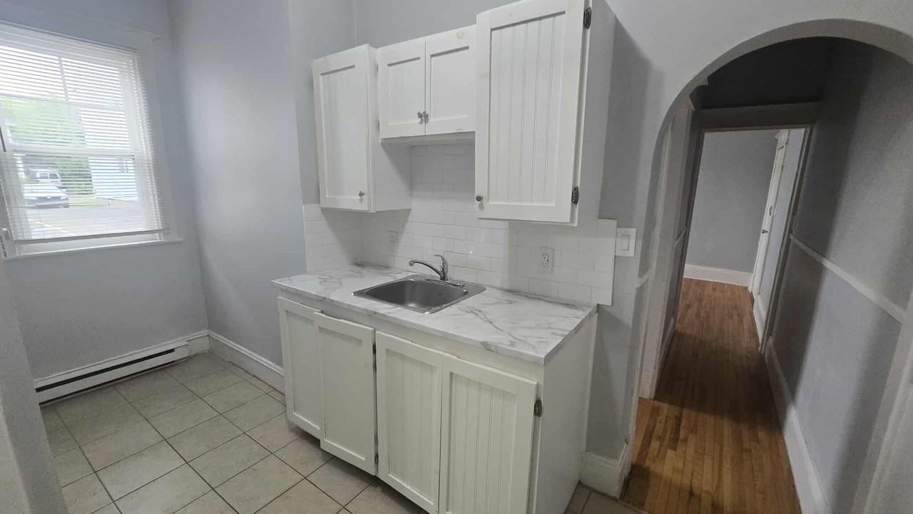 91 Highfield St #3 - Photo 3 of 10