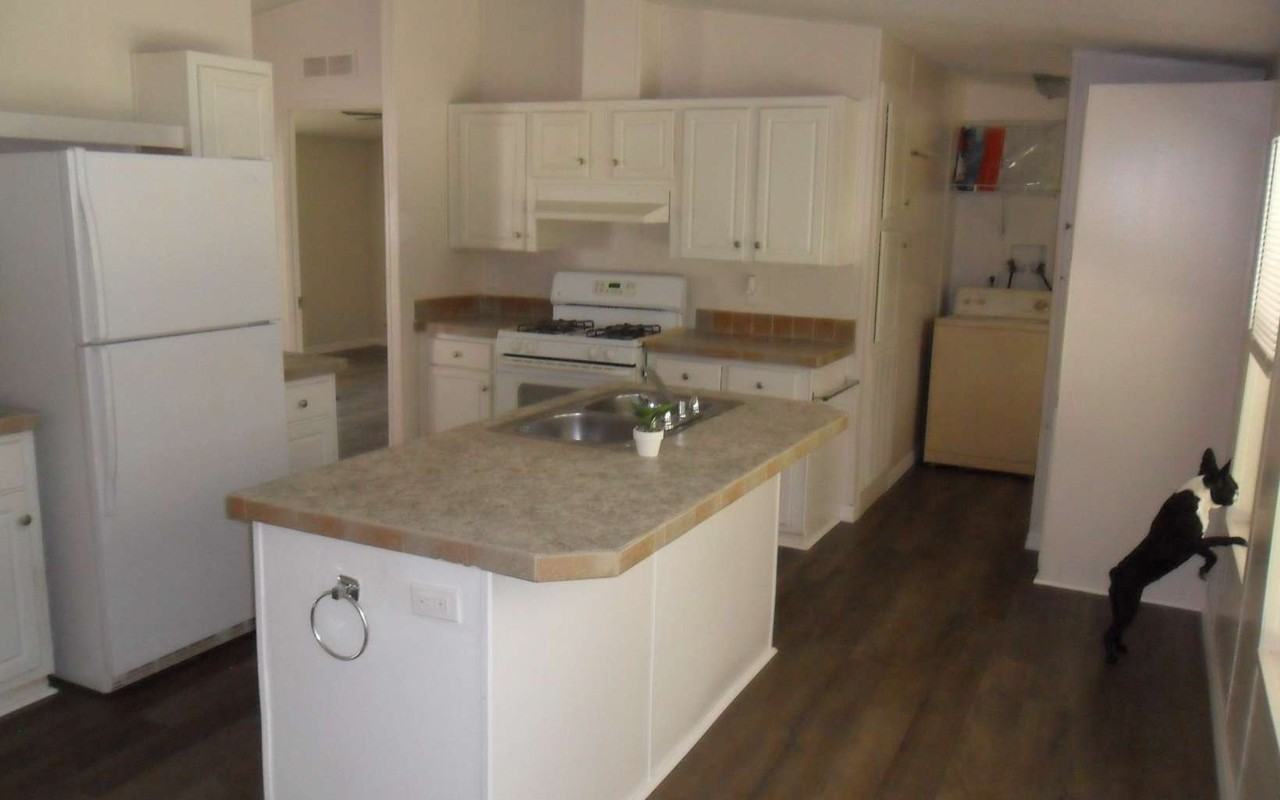 16201 31st Dr - Photo 3 of 25