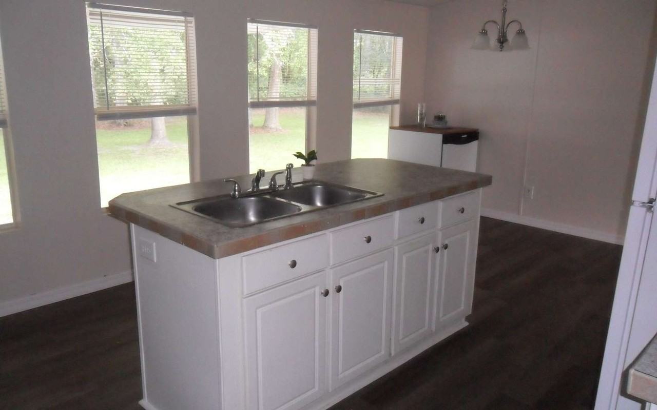 16201 31st Dr - Photo 5 of 25