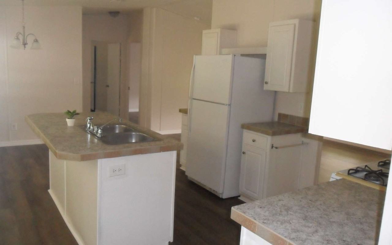 16201 31st Dr - Photo 7 of 25