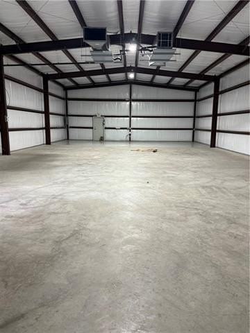 513 E Virtue St - Photo 3 of 3