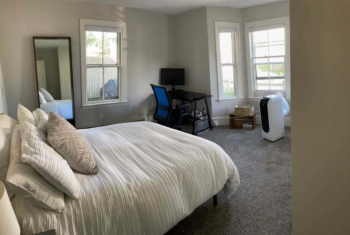 52 Front St ##1 - Photo 2 of 5