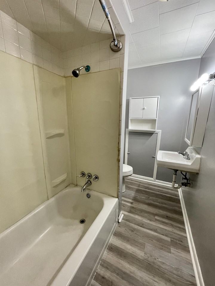 111 Southside Pkwy - Photo 4 of 13