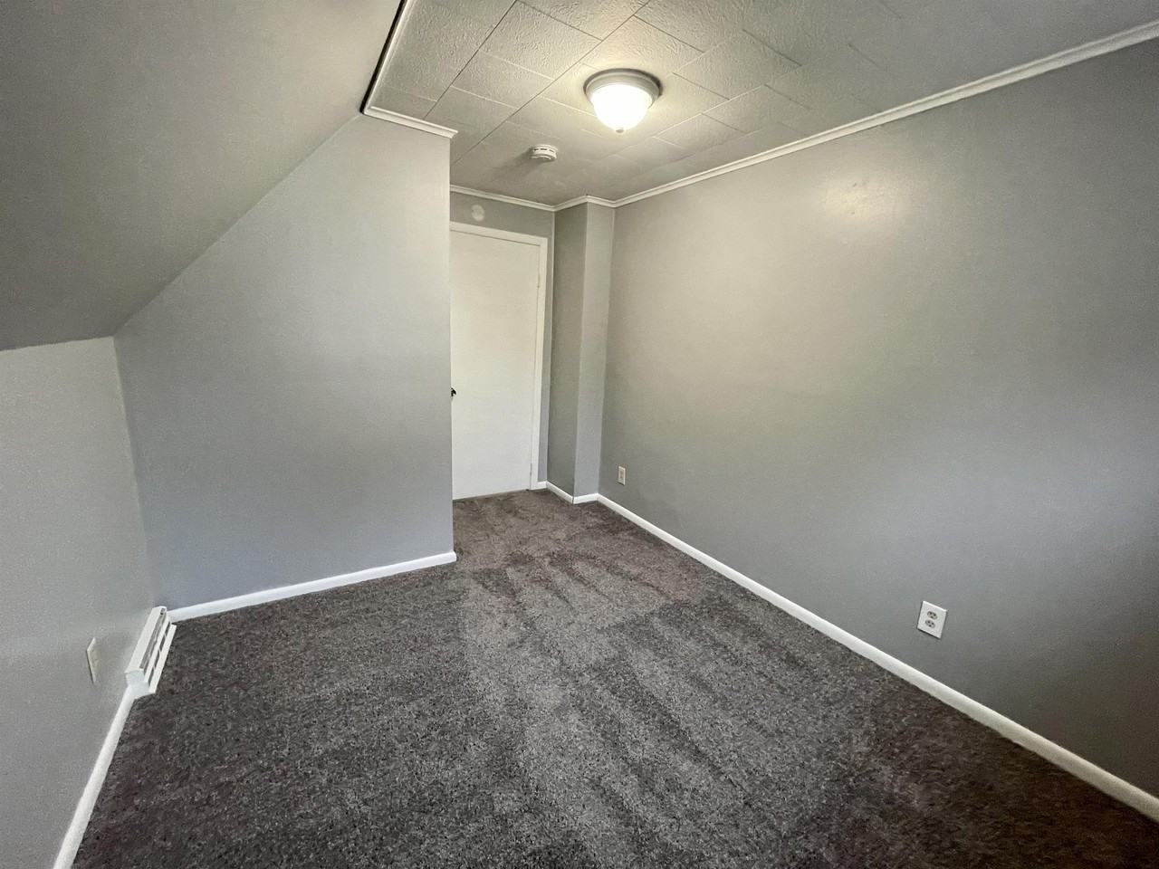 111 Southside Pkwy - Photo 2 of 13