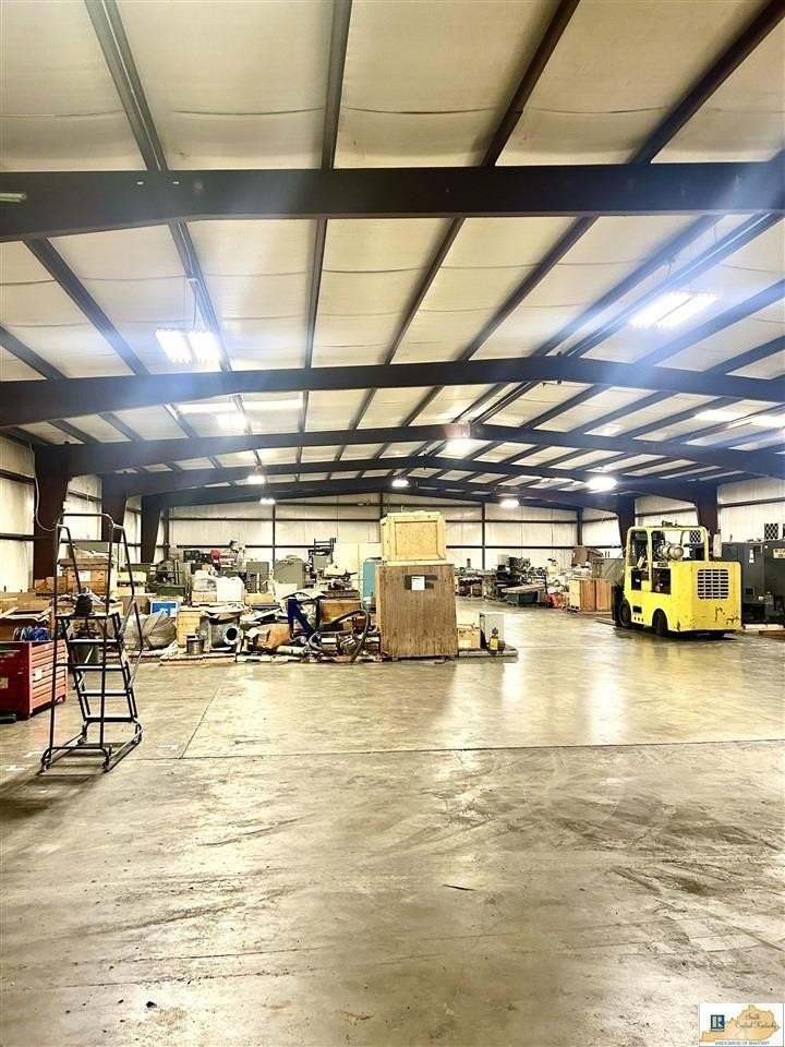 301B Reynolds Rd - Photo 2 of 10