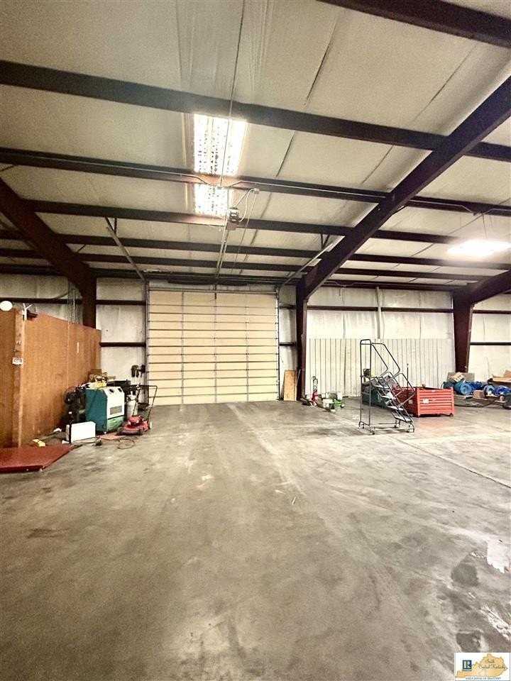 301B Reynolds Rd - Photo 4 of 10