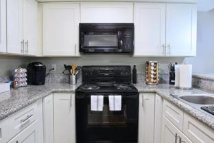 1722 N Bush St - Photo 1 of 1